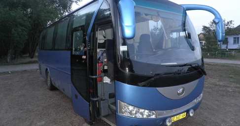 Надавим и изолируем: на Украине объяснили смысл отмены автобусов в Россию