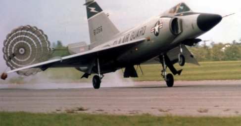 NI назвал худшие американские истребители (ФОТО)