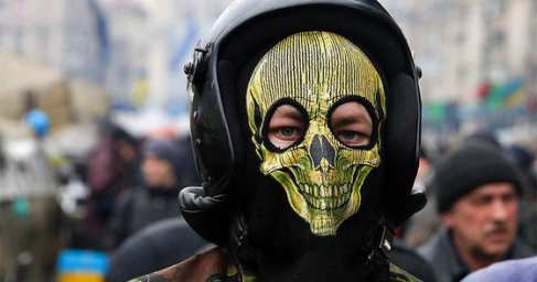 «Наша страна поддерживает фашистские отряды», — французы после просмотра фильма «Украина: Маски революции» (ВИДЕО)