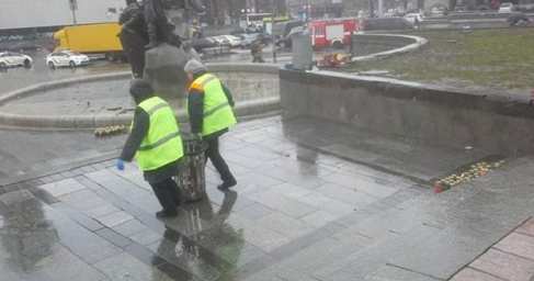 СРОЧНО: В Киеве убирают палаточный городок на Майдане (ФОТО)