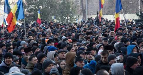 Попытки организации Майдана в Кишиневе — ПРЯМАЯ ТРАНСЛЯЦИЯ. Смотрите и комментируйте с «Русской Весной»