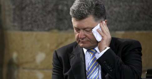 В Сети смеются над фотографией Порошенко с «объединительного собора» (ФОТО)