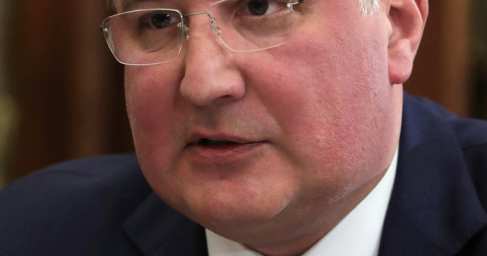 Дмитрий Рогозин назвал «лакейством» принудительное добавление буквы «с» к русскому имени