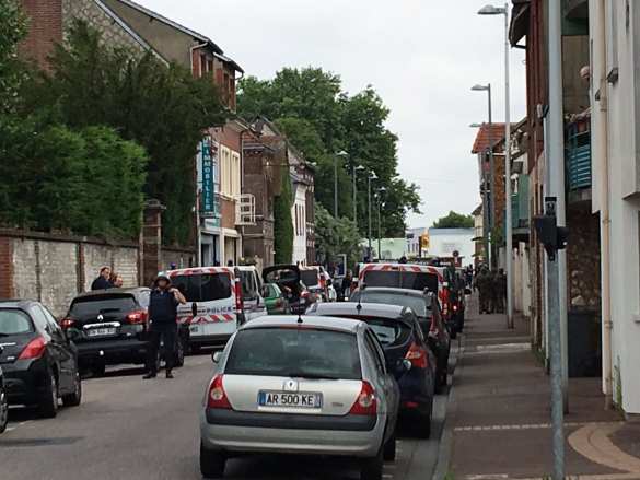 Во Франции захватили заложников в церкви, есть погибший (ОБНОВЛЕНО, ФОТО, ВИДЕО) | Русская весна