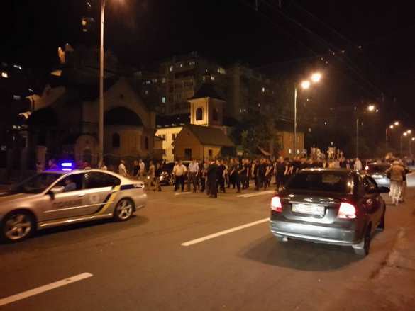 Неонацисты и Аваков посрамлены: десятки тысяч верующих восточного и западного крыла Крестного хода вошли в Киев (+ФОТО, ВИДЕО) | Русская весна