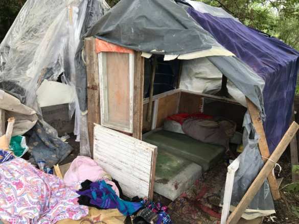 Pogromok folytatódnak: Lviv tábor által megtámadott roma tábor, vannak áldozatok (+ FOTO) | Orosz tavasz