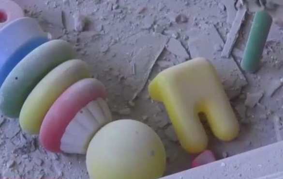 Нацгвардия уничтожила детский дом «Тополек» в Славянске (видео) | Русская весна