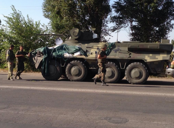 Молния Мариуполь: батальон «Азов» бросает свои позиции в 10 км к востоку от Мариуполя | Русская весна