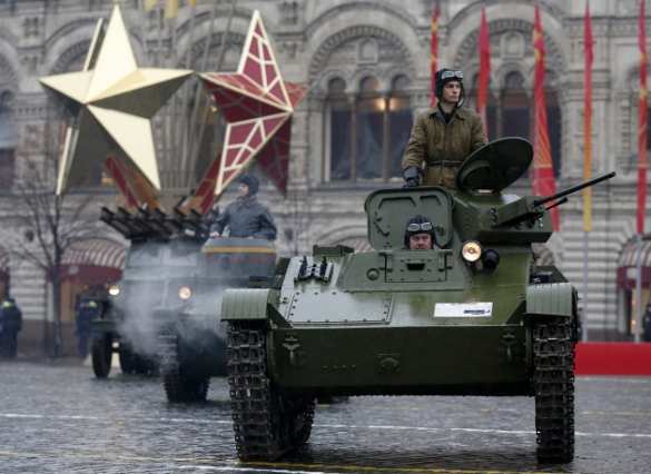 Марш на Красной площади в честь военного парада 7 ноября 1941 года (фото/видео) | Русская весна