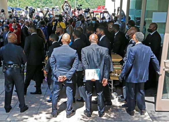 Золотой гроб и конная повозка: икону «чёрного майдана» наконец похоронили в США (ФОТО, ВИДЕО) | Русская весна