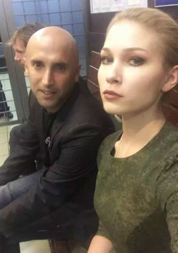 Грэм Филлипс и «Рыцари моста» — журналист посетил тусовку на месте гибели Немцова в Москве и попал в полицию (ФОТО, ВИДЕО) | Русская весна