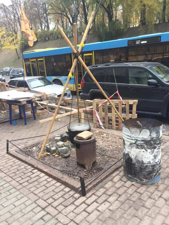 Майдан под Радой Ляшко со сцены импровизированного «майдана» под Радой «мочит» Порошенко (ФОТО, ВИДЕО) | Русская весна