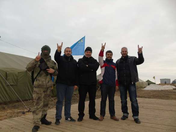 Серые волки в Крыму К блокаде Крыма присоединились международные террористы из турецкой группировки, расстрелявшей пилота Су-24 (ФОТОФАКТ) | Русская весна