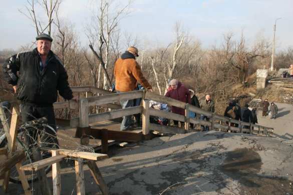 Новый Год на линии соприкосновения  — репортаж с приграничных территорий ЛНР (ФОТО) | Русская весна