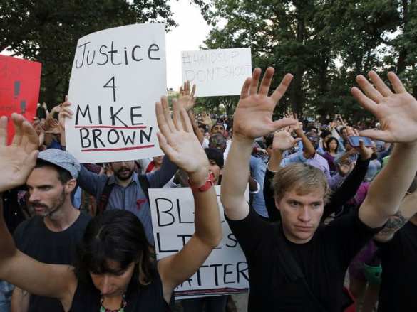 События в Фергюсоне показали, что США давно готовы воевать с собственным населением (фото, видео) | Русская весна