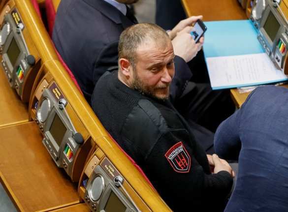 Первое заседание новой Рады: фашисты, гомосексуалисты в вышиванках, убийцы жителей Донбасса и олигархи (фото) | Русская весна