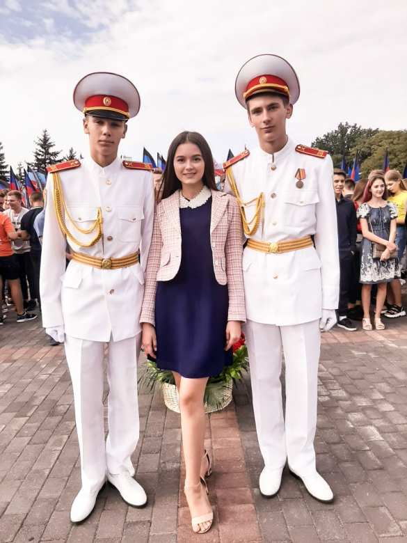 «Юная Мисс Россия — 2020» из ДНР в гостях у Пьера Кардена (ФОТО, ВИДЕО) | Русская весна