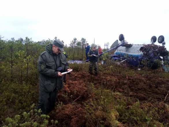ЧП с Ан-28, севшим на брюхо в тайге: Следком сообщает подробности (ФОТО, ВИДЕО) | Русская весна