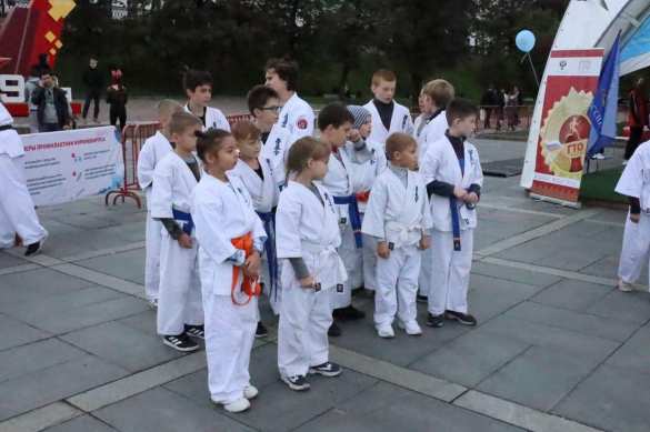 Время спасать Россию: Скрепы, «взорвавшие» Урал (ФОТО) | Русская весна