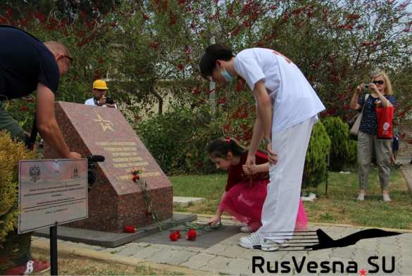 От героев былых времён: «Бессмертный полк» на авиабазе «Хмеймим» в Сирии (ФОТО) | Русская весна