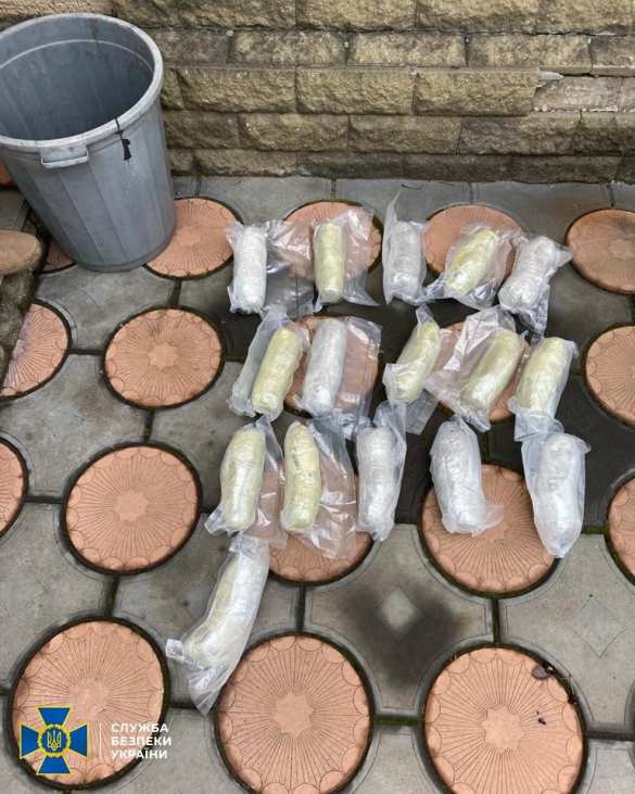 На оккупированной Луганщине боевики ВСУ оборудовали производство наркотиков (ФОТО) | Русская весна