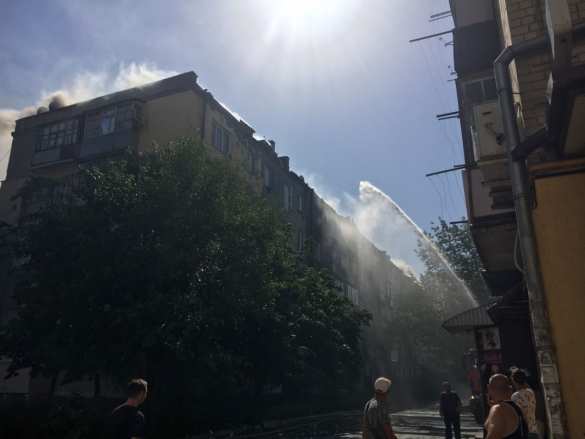 Украинец поджёг пятиэтажку после ссоры с женой (ФОТО, ВИДЕО) | Русская весна