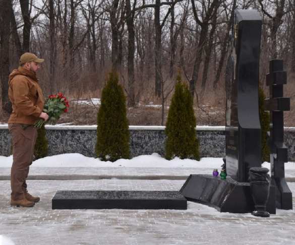 Мы должны дойти к той цели, за которую отдал жизнь Гиви, — глава ДНР (ФОТО) | Русская весна