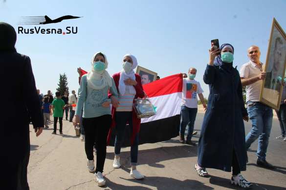 «Пошли вон!» — сирийский народ выходит к военным объектам гнать оккупантов (ФОТО, ВИДЕО) | Русская весна
