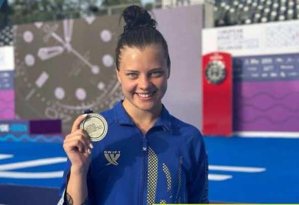 Зеленский лишил стипендии чемпионку Европы по прыжкам в воду, принявшую российское гражданство | Русская весна