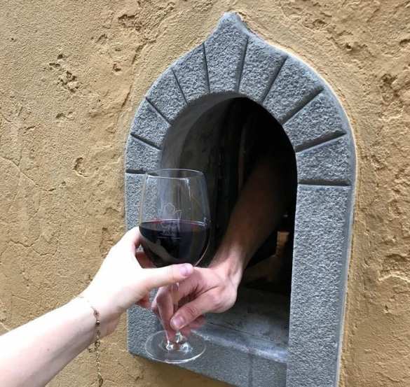 Из-за коронавируса в Италии возобновили древнюю традицию (ФОТО) | Русская весна