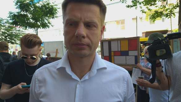 Балаган у Госбюро расследований: Порошенко наконец прибыл на допрос (ФОТО, ВИДЕО) | Русская весна