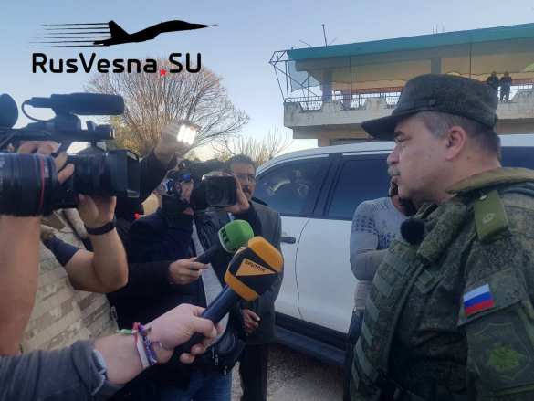 ВАЖНО: Российский адмирал прибыл в горячую точку к главарям боевиков и нашёл убедительные доводы (ФОТО, ВИДЕО) | Русская весна