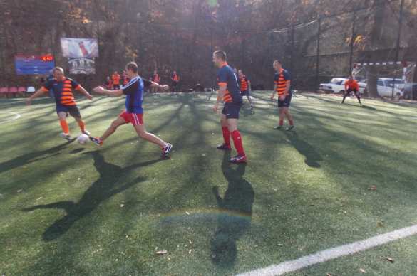 В Шахтёрске прошли соревнования по мини-футболу среди правоохранителей (ФОТО) | Русская весна