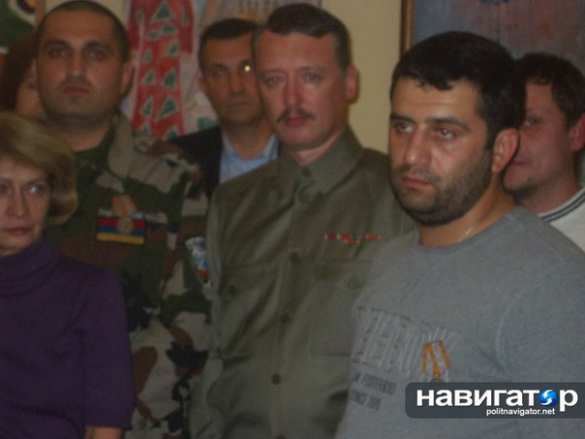 Игорь Стрелков наградил посмертно героев Новороссии (добавлено фото/видео) | Русская весна