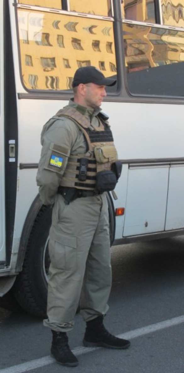 В Харькове годовщину освобождения от фашистов отметили митингами, потасовками и взрывом на железной дороге (фото, видео) | Русская весна