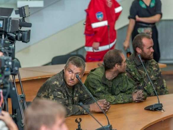 15 пленных привезли в Днепропетровск Рубан и Руслана (видео, фото) | Русская весна