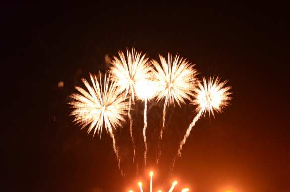 О чем говорила молодежь во время салюта в Донецке  | Русская весна