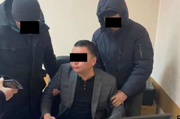 Глава пресс-службы президента одной из стран СНГ задержан за вымогательство взятки (ФОТО) | Русская весна