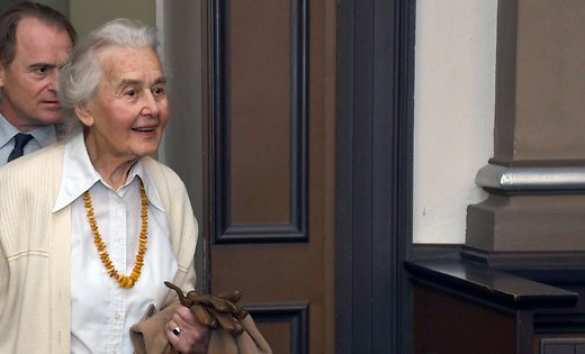88-летнюю немку приговорили к тюрьме за отрицание холокоста (+ФОТО) | Русская весна
