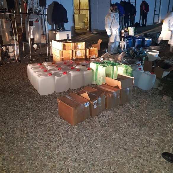 Крупнейшая нарколаборатория с украинцами-варщиками ликвидирована в Подмосковье (+ФОТО, ВИДЕО) | Русская весна