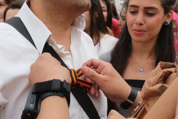 «Слава России и Сирии!» Офицеры ВС РФ и акция «Георгиевская ленточка» в Латакии — репортаж «Русской Весны» (ФОТО, ВИДЕО) | Русская весна