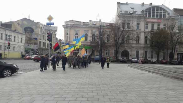 В Харькове стартовало шествие неонацистов (ФОТО) | Русская весна