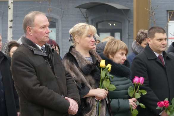 Энергетики ДНР почтили память коллег, погибших в результате киевской агрессии (ФОТО, ВИДЕО) | Русская весна