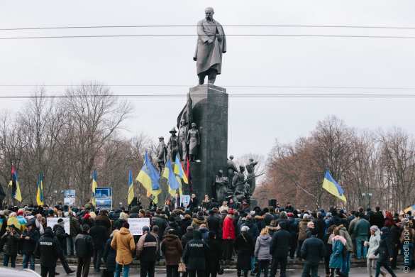 Львов и Харьков открыли второй фронт против Порошенко: массовые акции протеста прошли на Западе и Востоке Украины (ФОТОРЕПОРТАЖ) | Русская весна