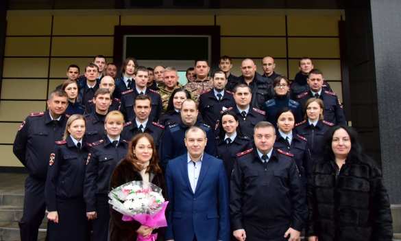 «Глухарь» на Донбассе: знаменитая актриса в полиции ДНР (+ВИДЕО, ФОТО) | Русская весна
