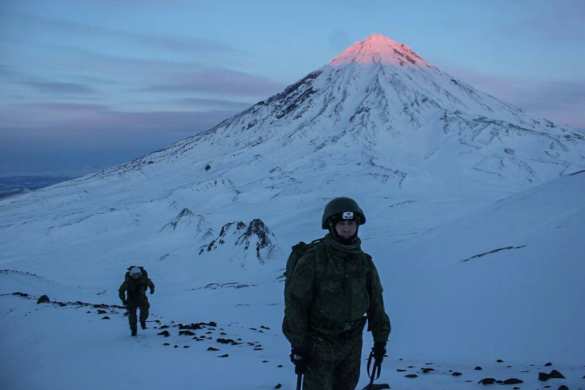 Уникальные кадры: Спецназ штурмует горы Кавказа и сопки Дальнего Востока (ФОТО) | Русская весна