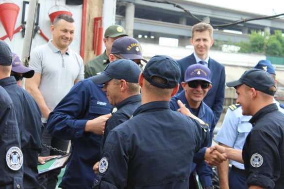 «Позор, надувную лодку осваивали месяц» — американцы на Украине подготовили погранотряд (ФОТО, ВИДЕО) | Русская весна