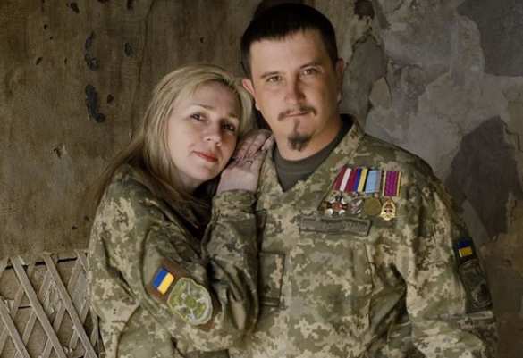 Украинский каратель поиздевался над убитыми женщинами-медиками из ДНР (ФОТО) | Русская весна