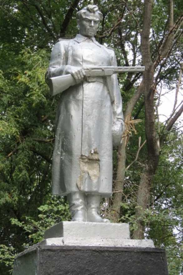 ВСУ обстреляли жилые дома в поселке Анновка под Брянкой (ФОТО) | Русская весна