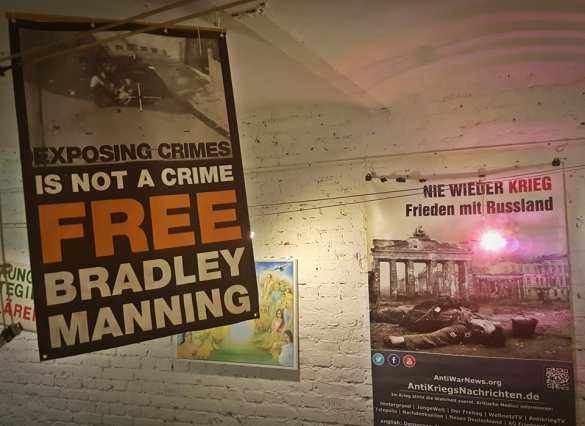 Антивоенное русофильское кафе в Берлине: геополитика под немецкое пиво (ФОТО) | Русская весна